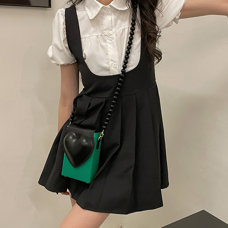 designer Versatile Small Bag for Women 2025 New Trendy Stylish Vertical Mini Phone Bag High-end Internet Celebrity Shoulder Crossbody Bag