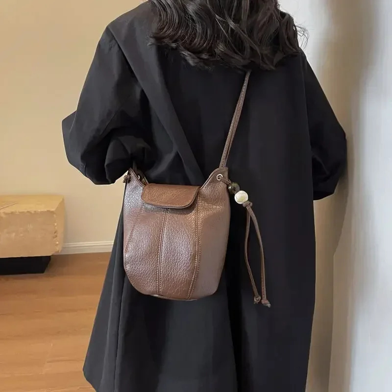 Leather womens bag first layer cowhide shell bag candy color mobile phone fashion all shoulder crossbody bag 250606