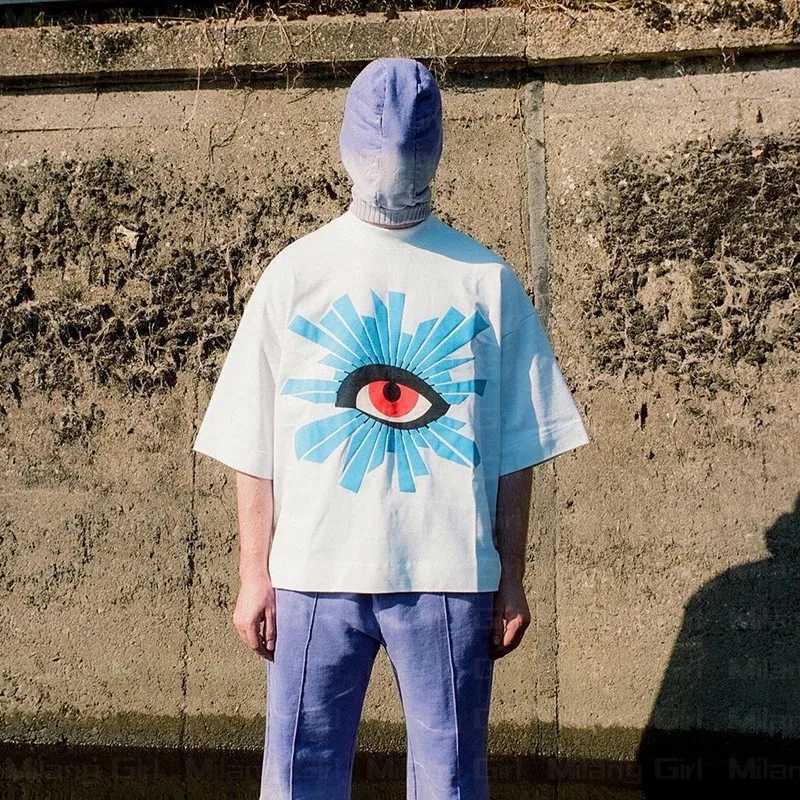 American Hip hop Man Summer Women T-shirts Eye Graphic Print Y2k Clothes Streetwear Harajuku Oversize Short Sleeve T Shirt Top X250607