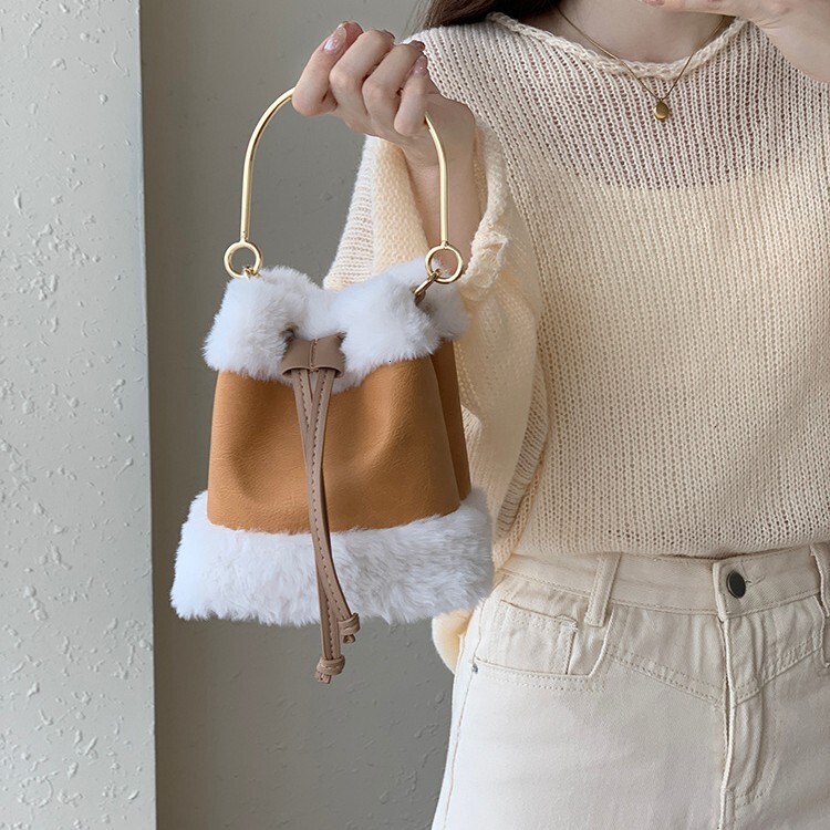 designer Fluffy Versatile Small Bag for Women 2025 Autumn Winter Furry Bag Single Shoulder Crossbody Small Bag Drawstring Handheld Bucket Bag