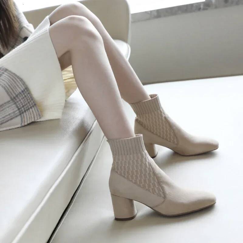Ddmyoutdoor Pointed Ankle Winter New Casual Medium Heel Knitted Sock Boots Women Faux Suede Female Heels Outdoor Shoes