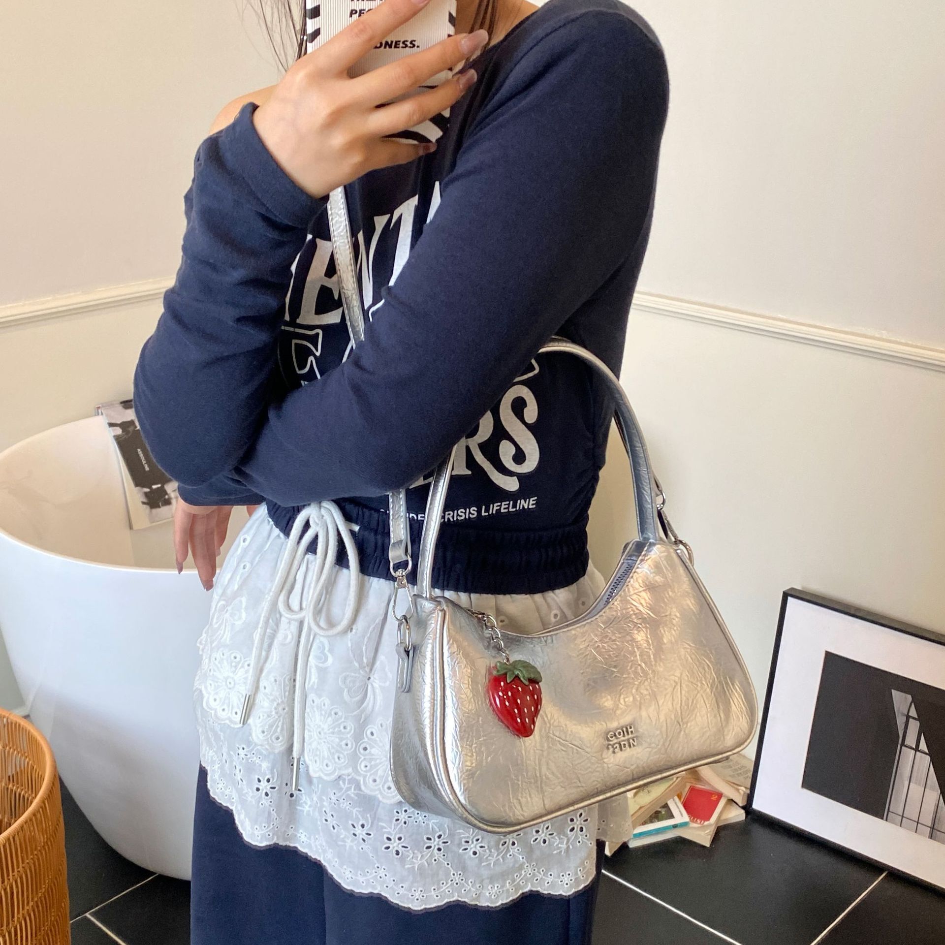 designer Korean Style Trendy Underarm Dumpling Bag for Women 2025 New Fashion Simple Shoulder Bag Niche High-Quality Texture Crossbody Bag