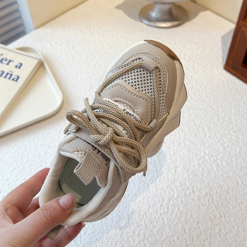 Spring Collection Breathable Mesh Sports Shoes for Boys Girls AntiSlippery n 250604z