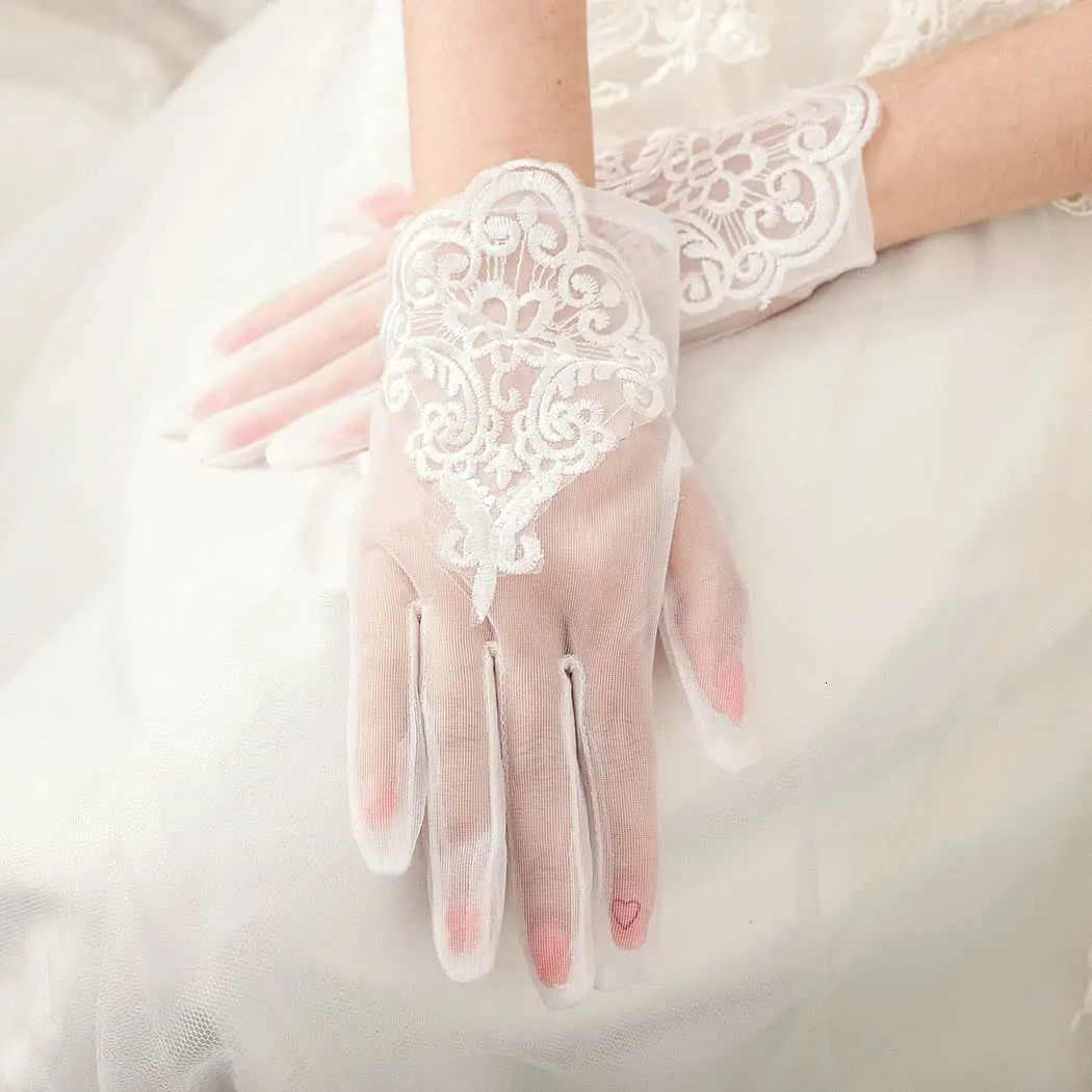 Tulle Wedding Gloves Short Bride Ivory Lace Tea Party Bridal Accessories for Women and Girls 250603