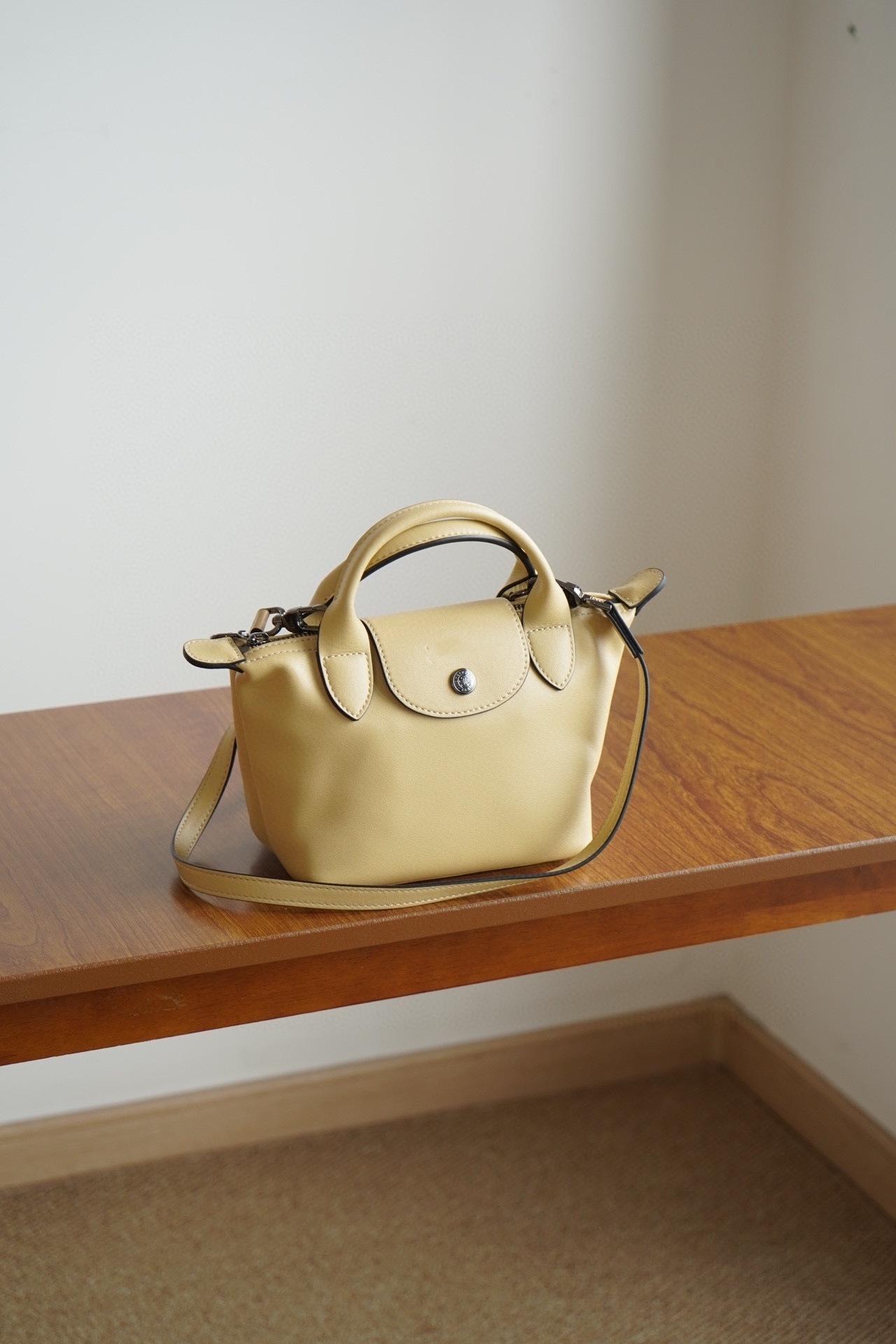 Top quality Brand High Quality New Style Bag Lambskin Mini Dumpling Bag Handbag Adjustable Strap Crossbody Bag Shoulder Bag New Free Delivery Designer