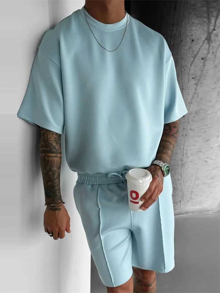 Fashionable Solid Color Outfits Mens Clothing Summer Trendy O Neck Short Sleeve Tops And Shorts Men Two Piece Sets Casual Suits W250609