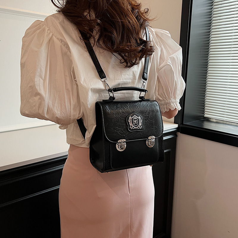 designer Fashion Trend Women's Backpack 2025 Summer New Simple Versatile Commuter Backpack Korean Style Handbag Shoulder Bag