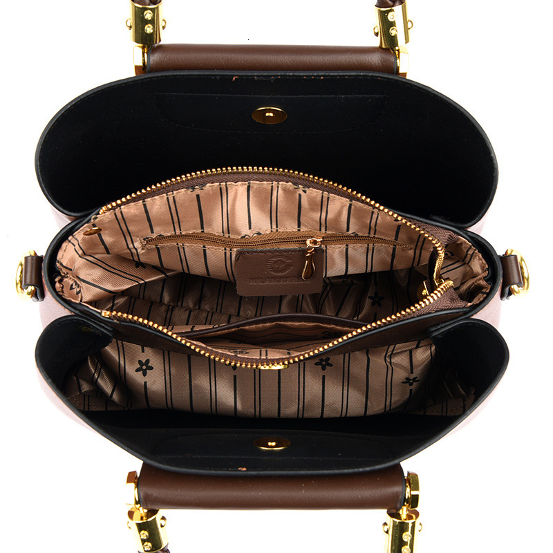 2025 New Fashion Handbag Shoulder Bag for Middle-aged Women High-end Commuter Bag Large Capacity Tote Bag New Free Delivery Designer Bag