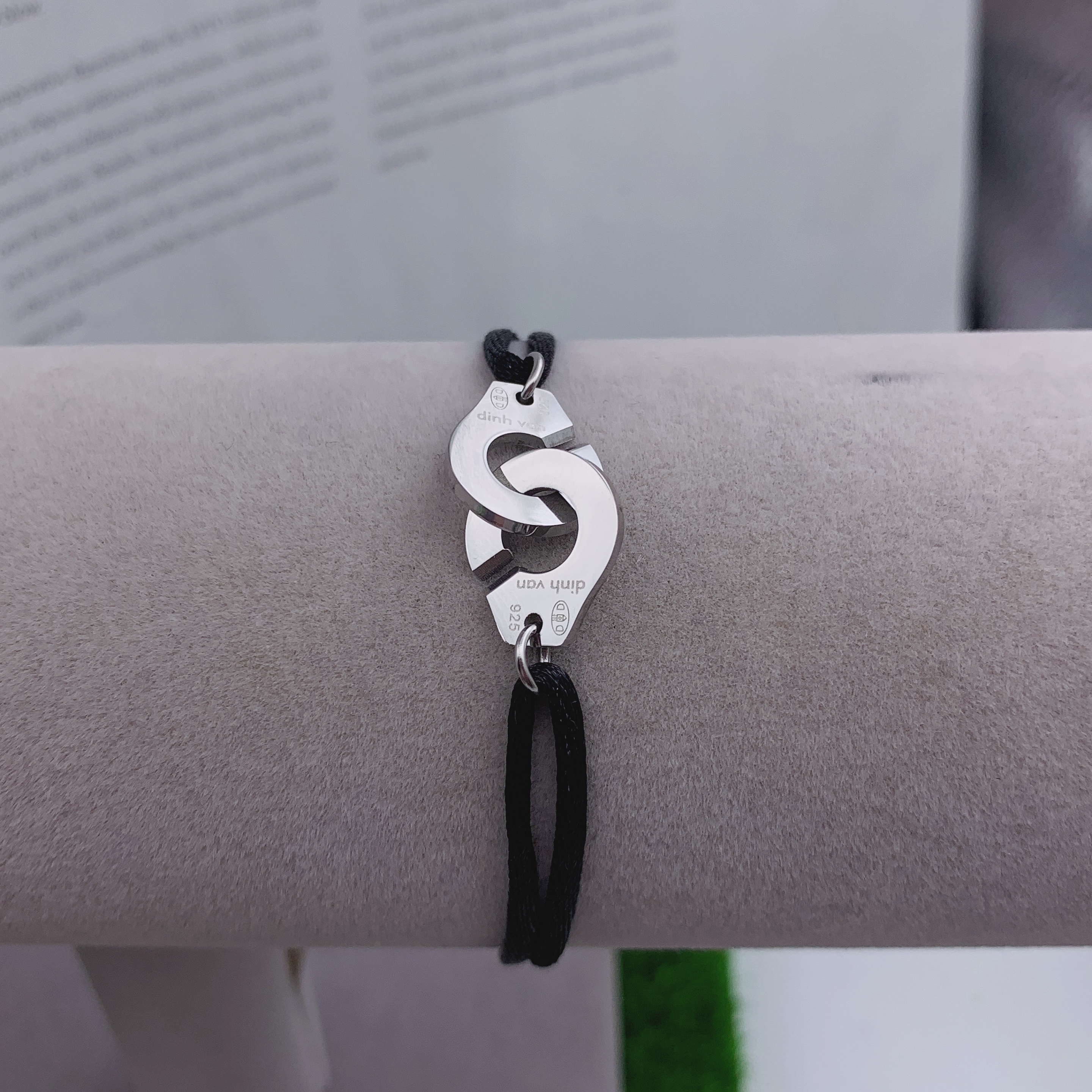 FewDook 2025 New High Quailty Hand-Woven Stainless Steel Handcuffs Bracelet Couple Rope Bracelet Multi-color titanium Ornament for Women