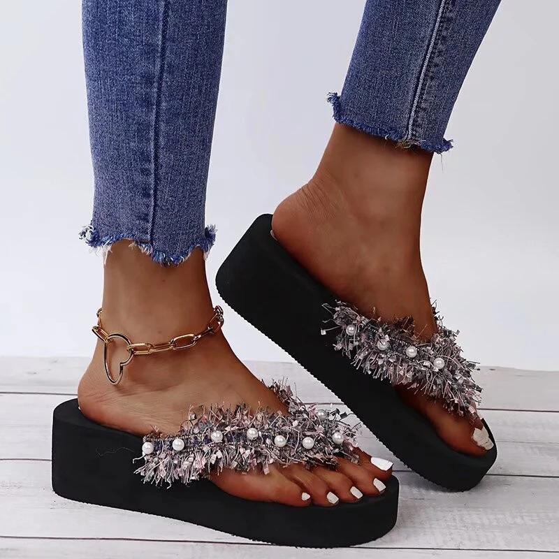 Fashion Pearl Decor Thick Bottom Slippers Women Colorful Sequins Clip Toe Wedge Sandals Female Lightweight Non Slip Slides Mujer 250603