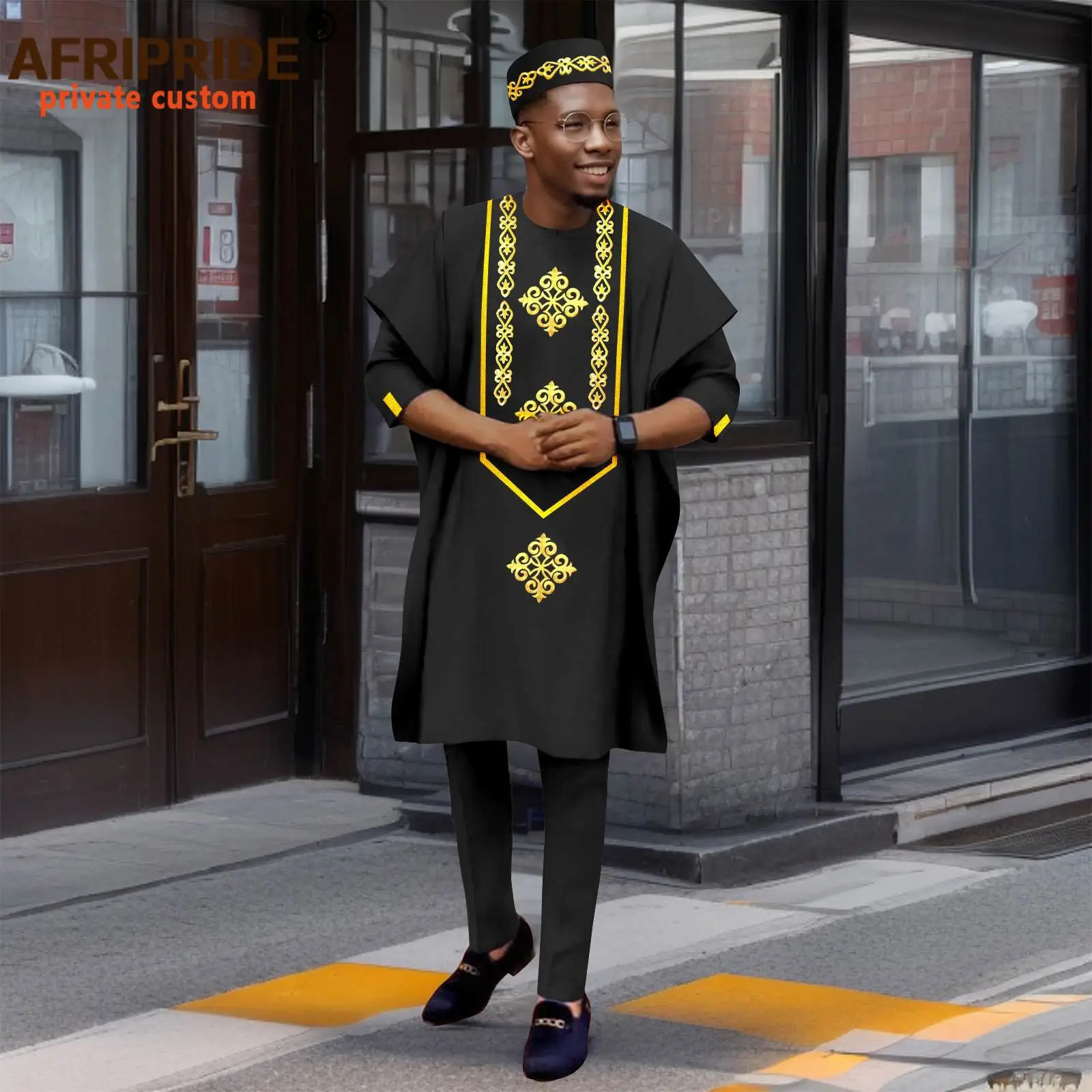 African Traditional Clothing for Men Embroidery Agbada Robe Short Sleeve Shirts Pants Hats 4 Piece Set Dashiki Kaftan2516002 250603