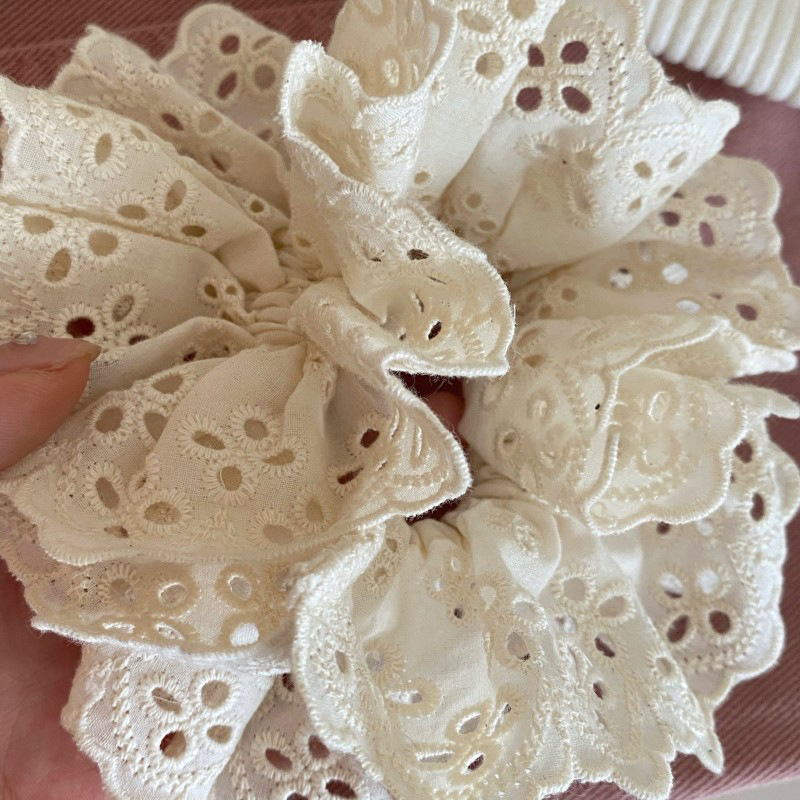 Double Layer Lace Bloom Scrunchie Adjustable Non Slip Hair Coil for Women