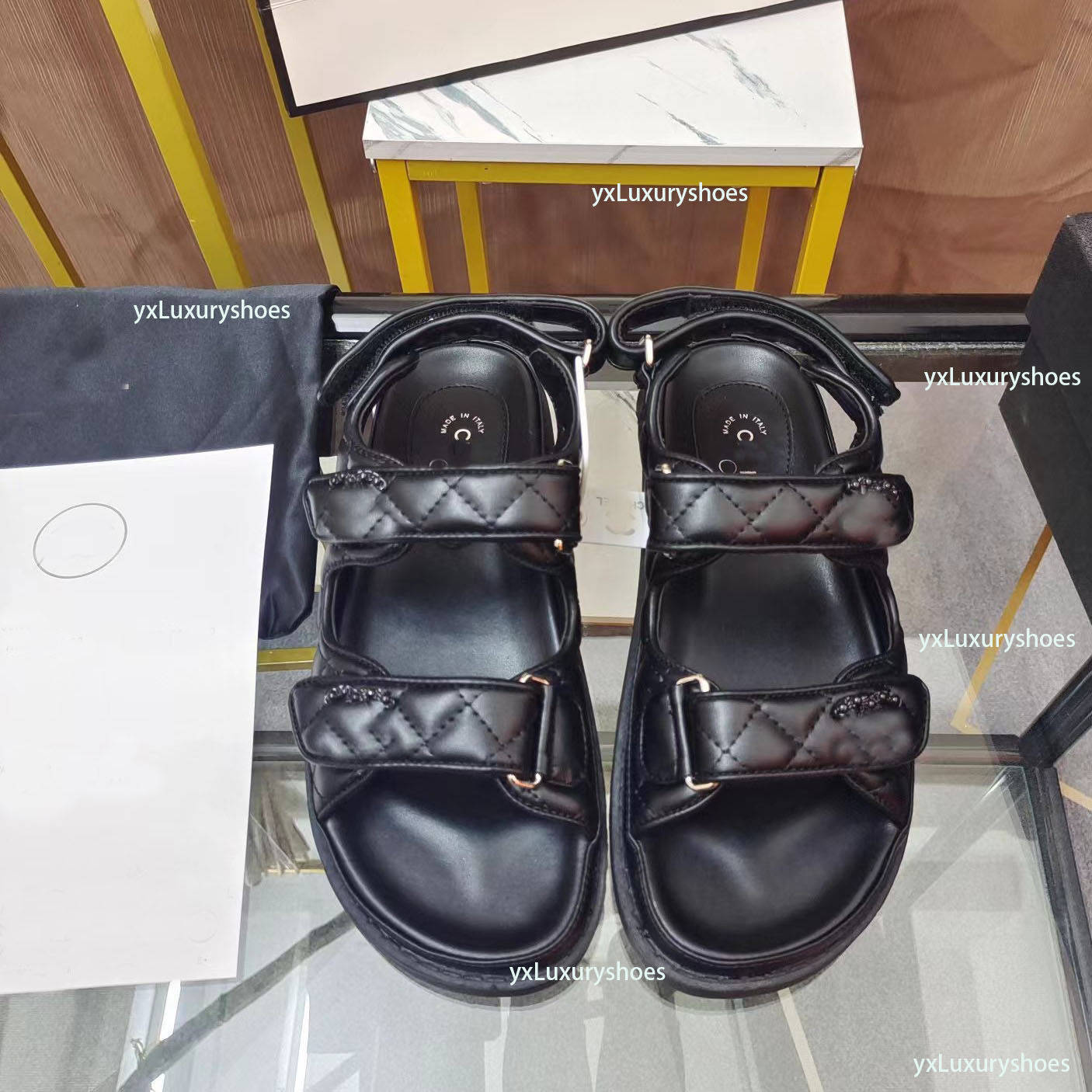 2024SS Paris designer summer new flat sandals women's CC new fashion outdoor leisure comfortable open toe beach shoes trend women's shoes