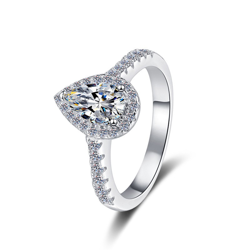 Wholesale Option Available! Versatile Designer Bracelet Featuring a Sparkling Moissanite Stone