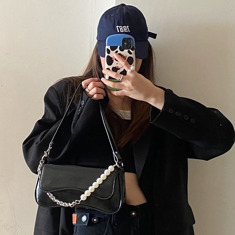 designer 2025 New Niche Fashion Underarm Bag for Women Versatile Pearl Chain Bag Handbag Shoulder Crossbody Tote Bag