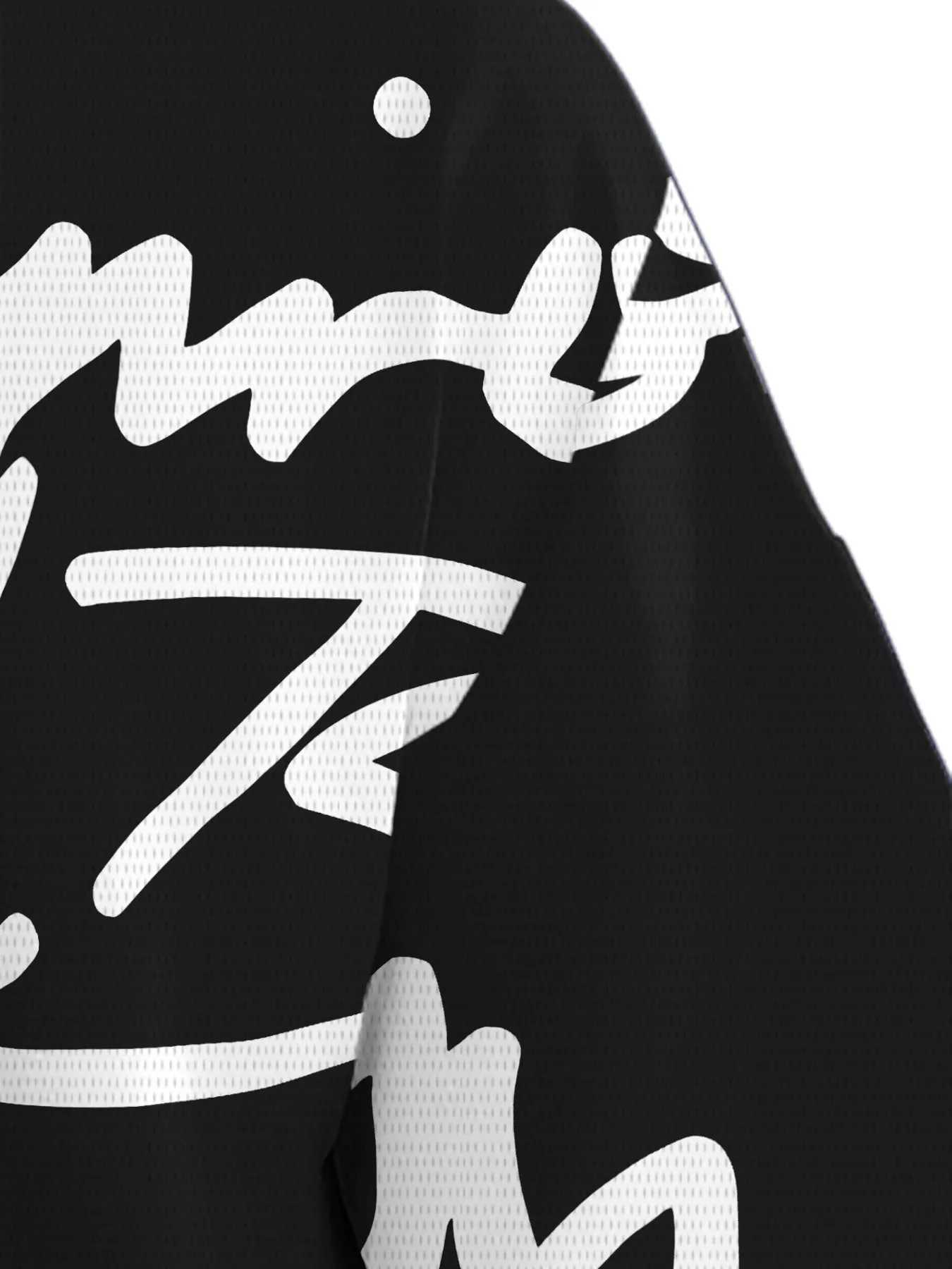 The 2025 summer new two-piece casual mens short-sleeved and short-shorts set made of polyester fiber is breathable and lightweight W250609