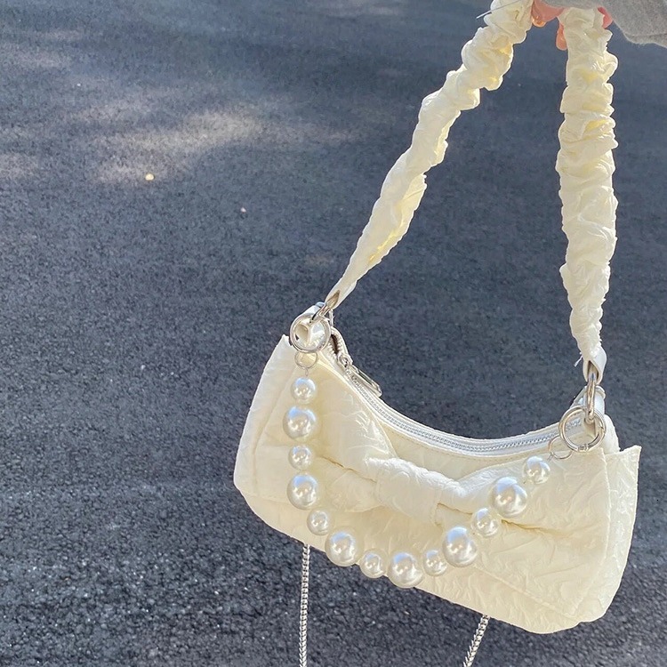 designer Underarm Bag for Women Summer Ins Super Popular Bowknot Pearl Chain Bag Niche Handbag Wrinkled Shoulder Crossbody Bag