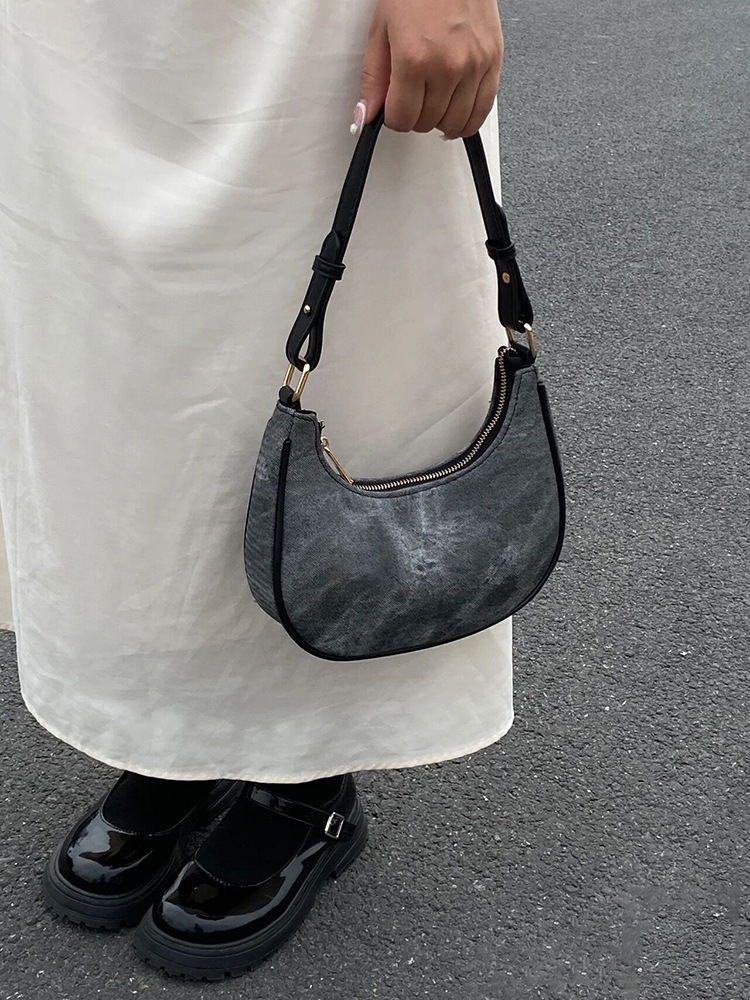 designer 2025 New Niche Crescent Bag Shoulder Bag High-end Underarm Bag Trendy Casual Texture Handbag Crossbody Bag for Women