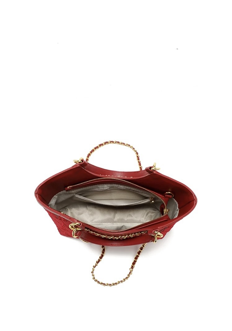 Chic Decorative Wine-Colored Clutch with Reliable Fabric Strap Suitable for Special Occasions