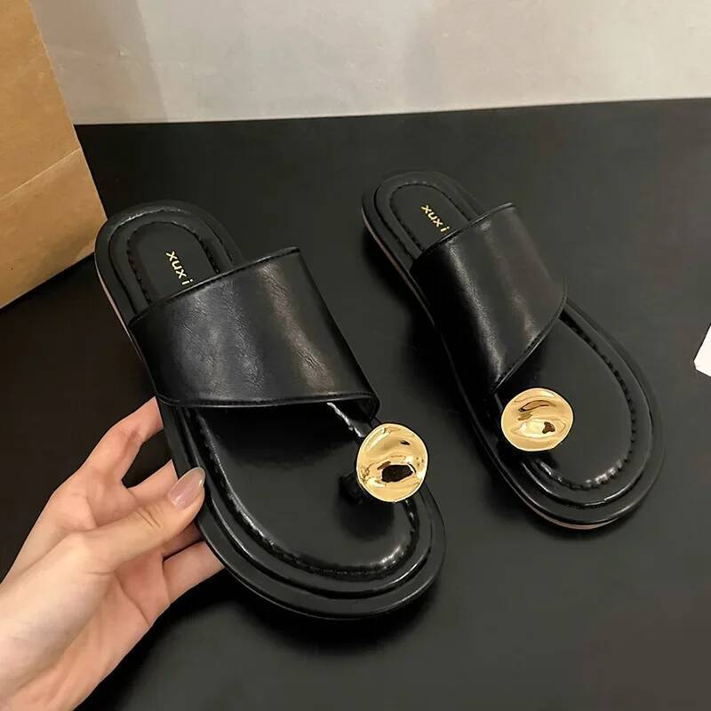Ddmyoutdoor Summer Women Flat Soft Sole Outdoor Beach Flip Flops Sandalias Trend Metal Elegant Ladies Slides Shoes Outdoor Shoes
