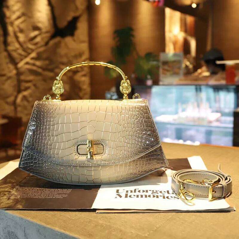 Fashion Genuine Leather Women's Handbags 2024 New Crocodile Pattern Shoulder Messenger Bag Small Portable Saddle Bags 2025/06/07