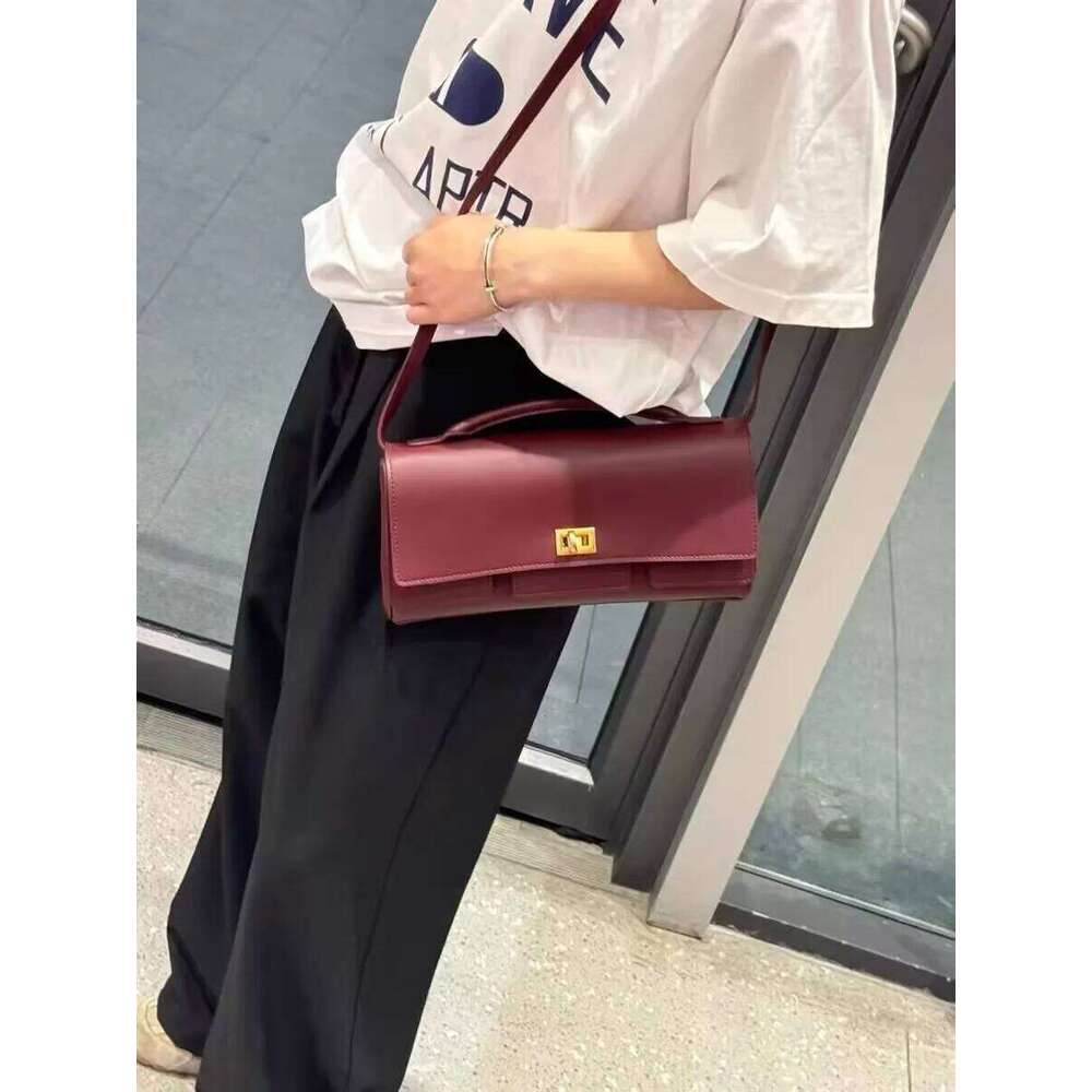 Free Custom First Letter Genuine Leather Women's Handbag With Long Straps for One Shoulder Slanting Fashion Dinner Bag