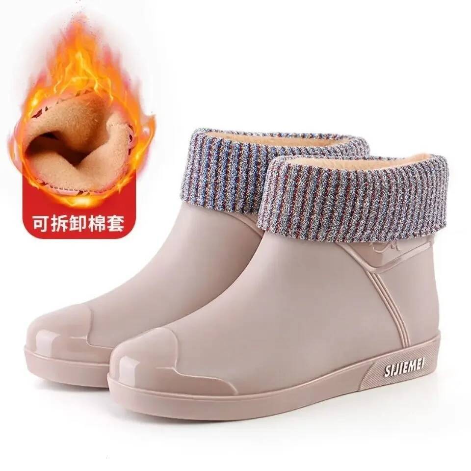 Ddmyoutdoor Women Korean High Heel Fashion Outdoor Short Tube Rain Waterproof Shoes Warm Cotton Anti Slip Ankle Boots Outdoor Shoes