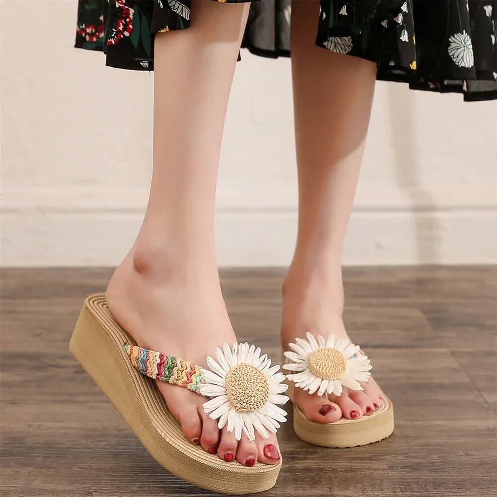 Ddmyoutdoor Women S Fashion Trend Linen Multi Color Suower Anti Slip Wear Soft Sole Flat Flip Flops New Beach Shoes outdoor shoes