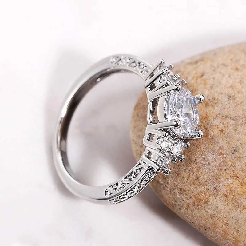 925 Sterling Silver Engagement Rings for Women Band Brilliant Cubic Zirconia Love Gift Luxury Trendy Wedding Jewelry Gifts XJ250606