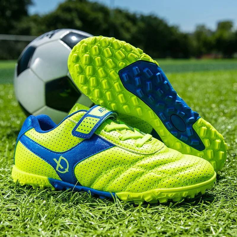 Ddmyoutdoor Professional Indoor Turf Soccer Kid New Design Green Children Football Sneakers Hook Loop Futsal Training Shoes Size Outdoor Shoes