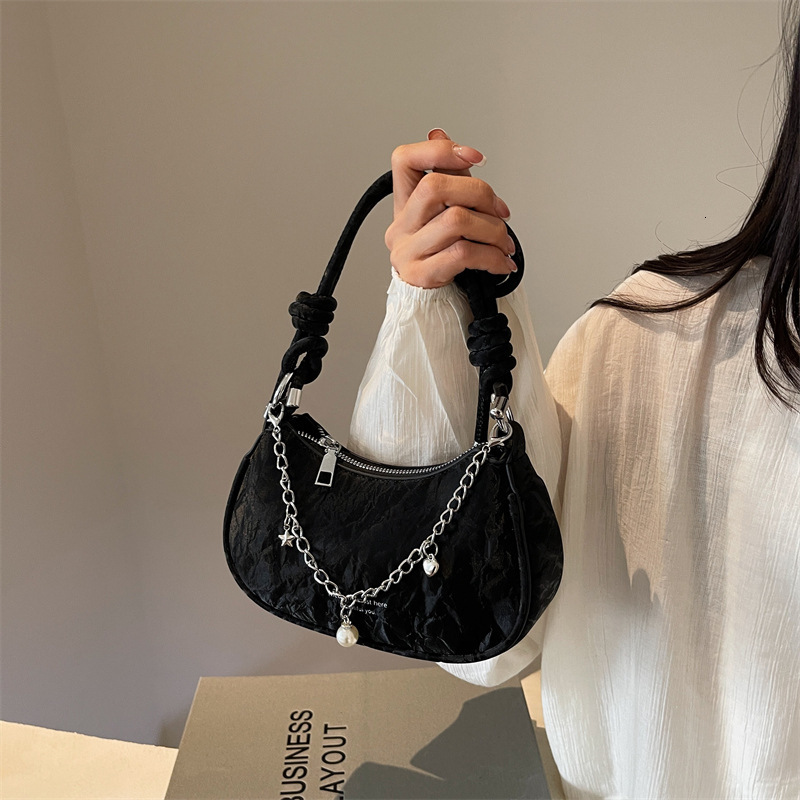 designer Niche Design Chain Underarm Bag 2025 New Women's Versatile Handbag Shoulder Bag Crossbody Bag