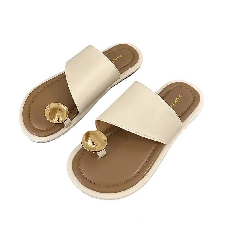 Ddmyoutdoor Summer Women Flat Soft Sole Outdoor Beach Flip Flops Sandalias Trend Metal Elegant Ladies Slides Shoes Outdoor Shoes