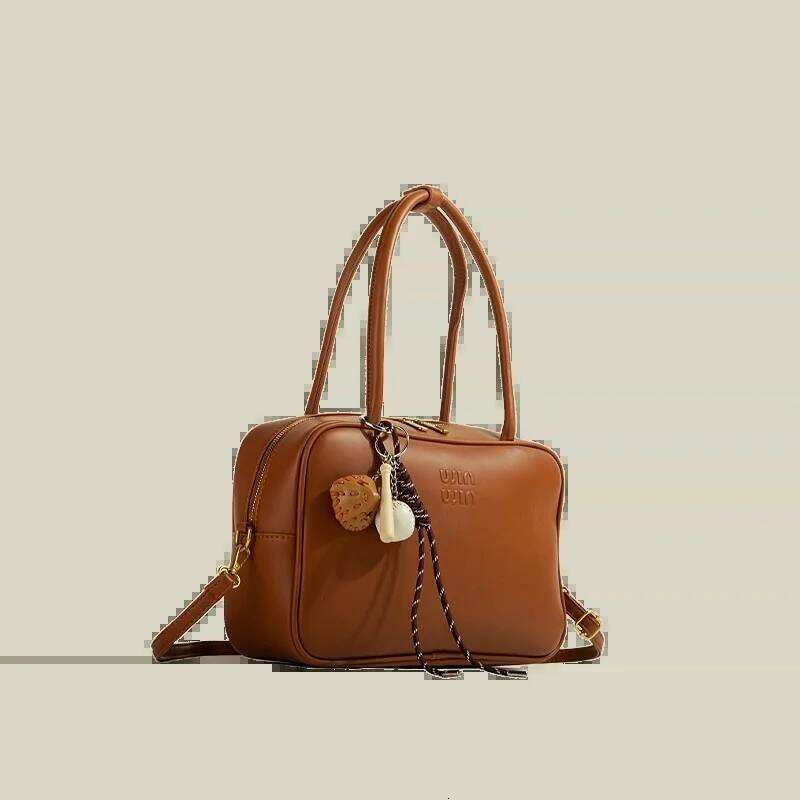 Designer 2025 Portable Bowling Women's Spring And Summer Tide Tote Large-Capacity Shoulder Messenger Bag