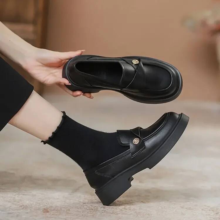 ddmyoutdoor Women Loafers Spring Autumn Retro Fashion Brown Anti Slip Round Toe Elegant Outdoor Comfort Commuting Banquet Casual Shoes Outdoor Shoes