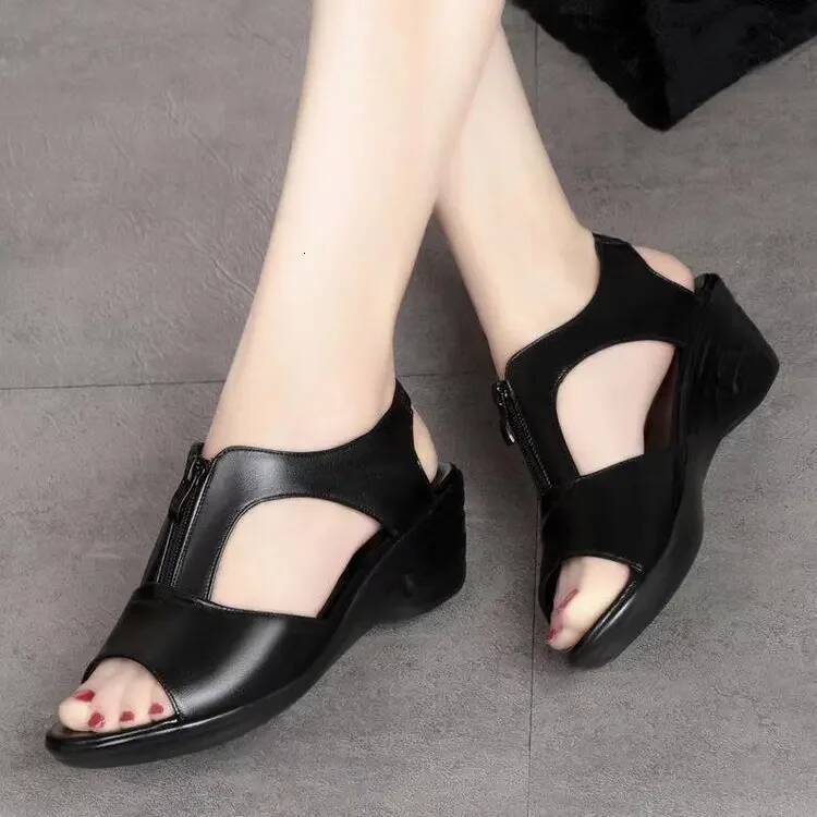 Ddmyoutdoor Zipper Wedge Plus Size Summer Flat Women Shoes Ladies Roman Sandals Outdoor Shoes