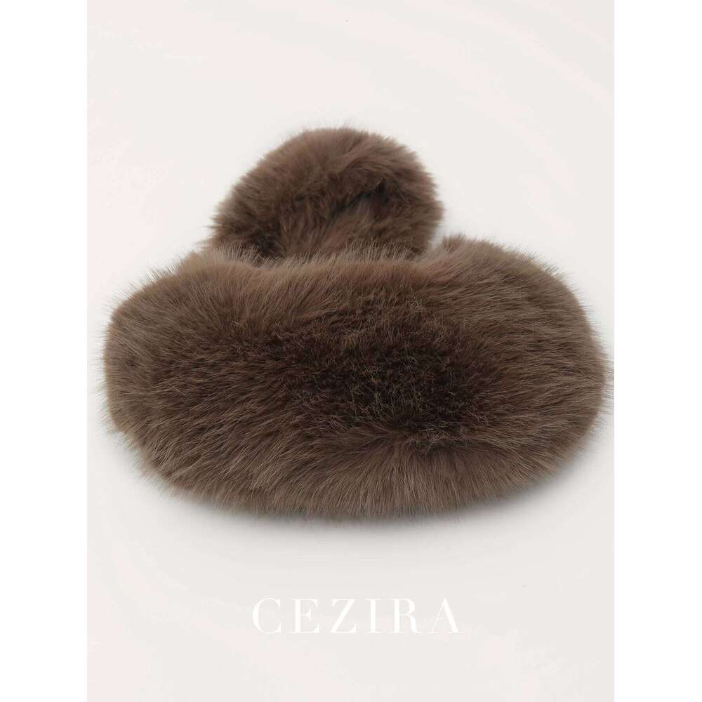 CEZIRA Plush Soft Faux Fur Hobo Women Funky Cute Heart-Shaped Chain Zipper Closure Shoulder Cross Body Bag Fashion Gift