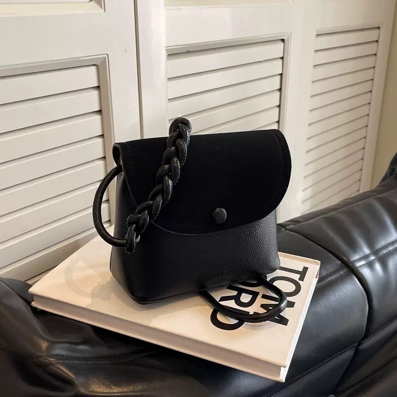 Top quality Brand High Quality New Style Niche Retro Bag High-end Single Shoulder Fashion Crossbody Bag Phone Versatile Bucket Bag New Free Delivery D