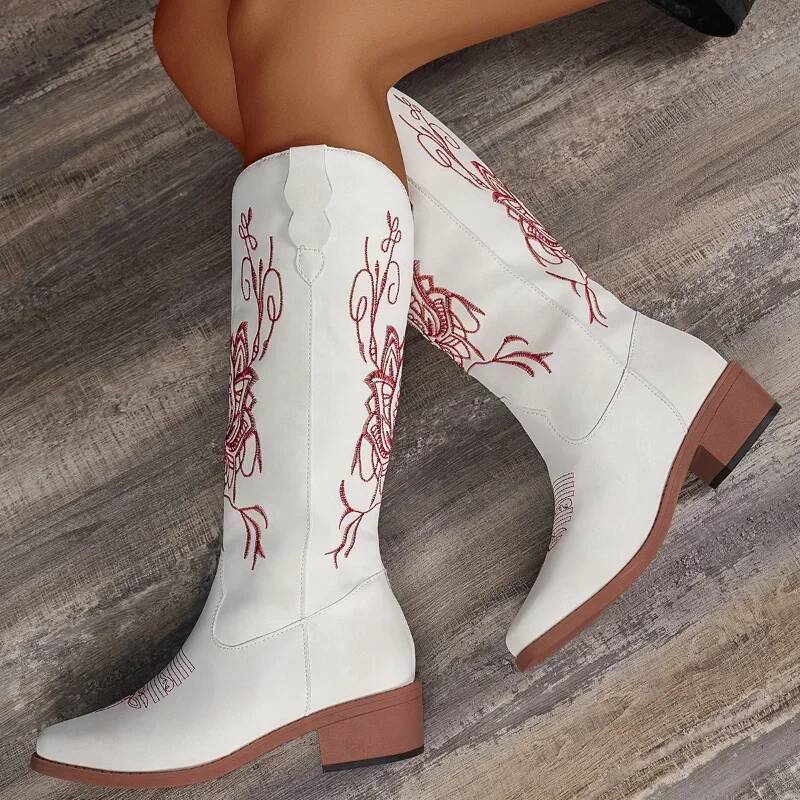 Ddmyoutdoor Retro Embroidery Low Heels Western For Women Autumn Pointed Toe Cowboy Woman Black Suede Knight Boots Plus Size Outdoor Shoes