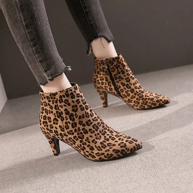 Ddmyoutdoor High Heels Ankle Plus Size Leopard Women Boots Retro Pointed Ladies Shoes Side Zipper Booties Botas De Mujer Outdoor Shoes