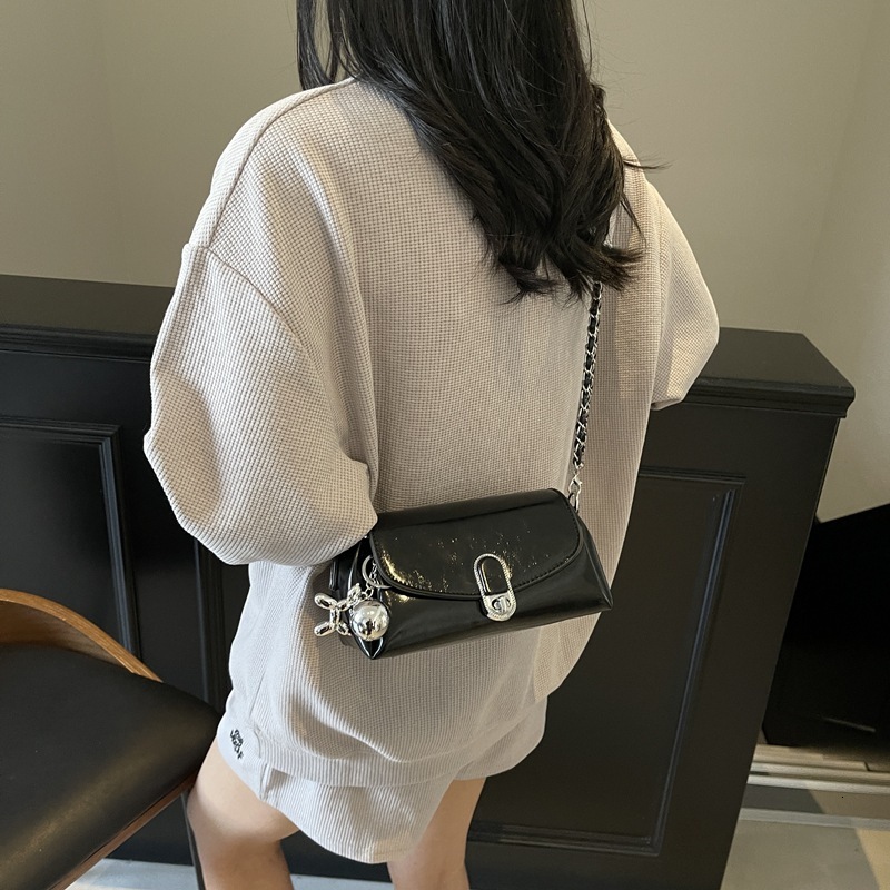 designer High-End Underarm Bag for Women 2025 New Trend Summer Crossbody Small Bag Fashion Simple Chain Bag Small Sq