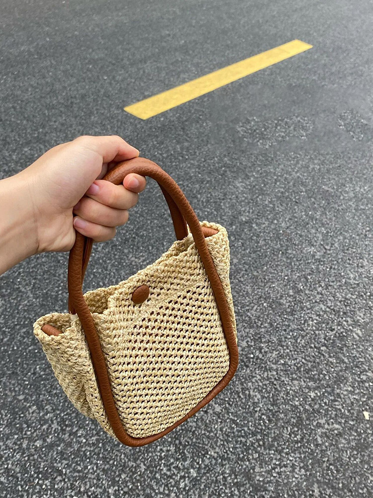 designer French Style Straw Bag 2025 Summer New Ins Literary Fresh Handbag Casual Versatile Shoulder Crossbody Bag