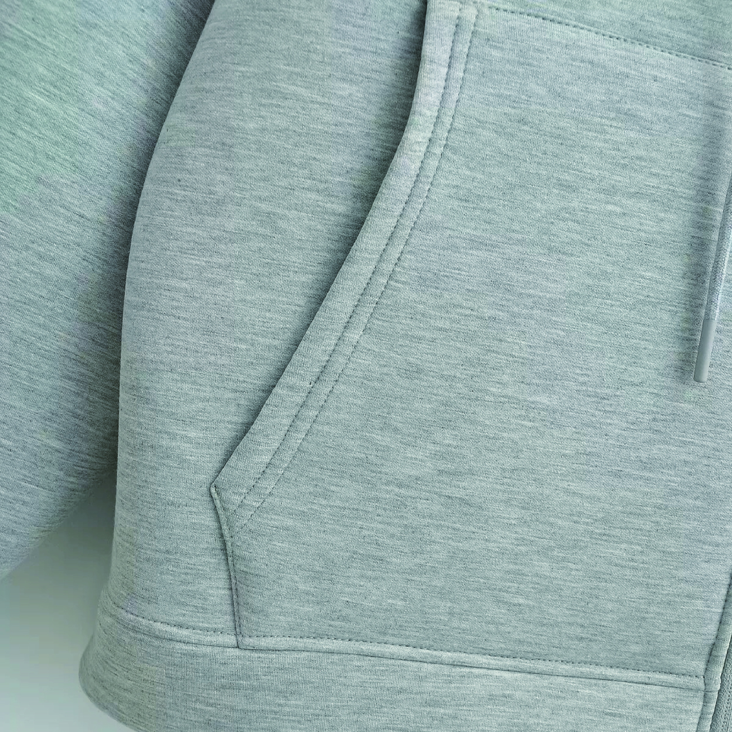 Women's Hooded Zip-Up Sweatshirt with Contoured Silhouette - Versatile & Comfortable
