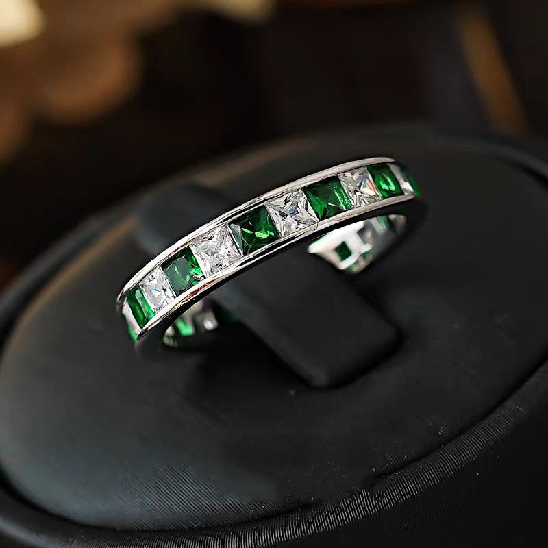 2025 Choucong Elegant Top Sell Luxury Jewelry Handmade Real 100% S925 Sterling Silver Princess Cut Emerald Lab Moissanite Diamond Party Promise Lady W