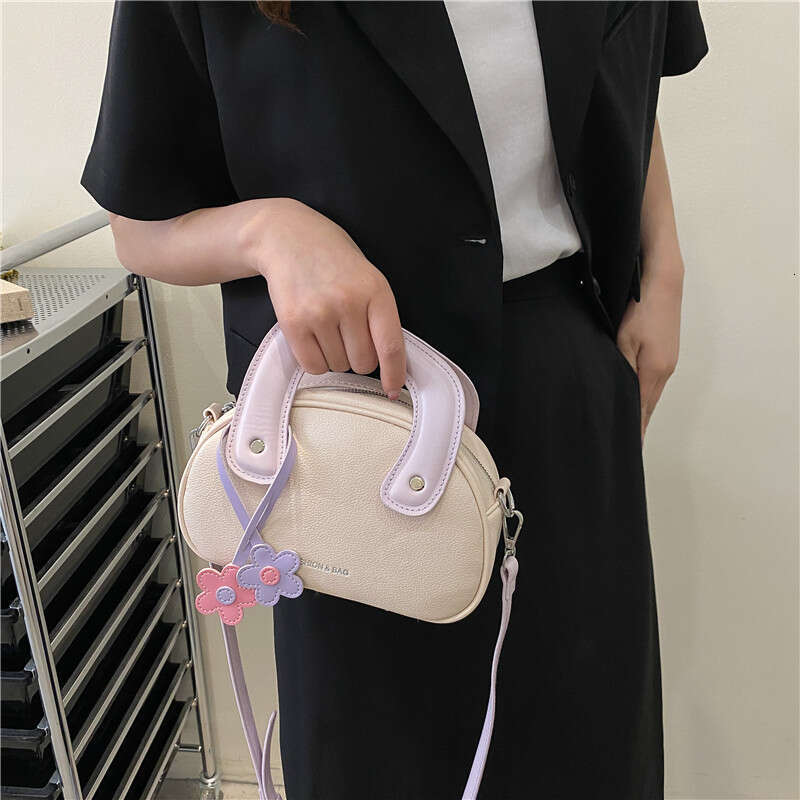 New Fashion Korean Style Fresh Single Shoulder Handbag for Women, Niche Color-Block Design, High-End Versatile Crossbody Bag