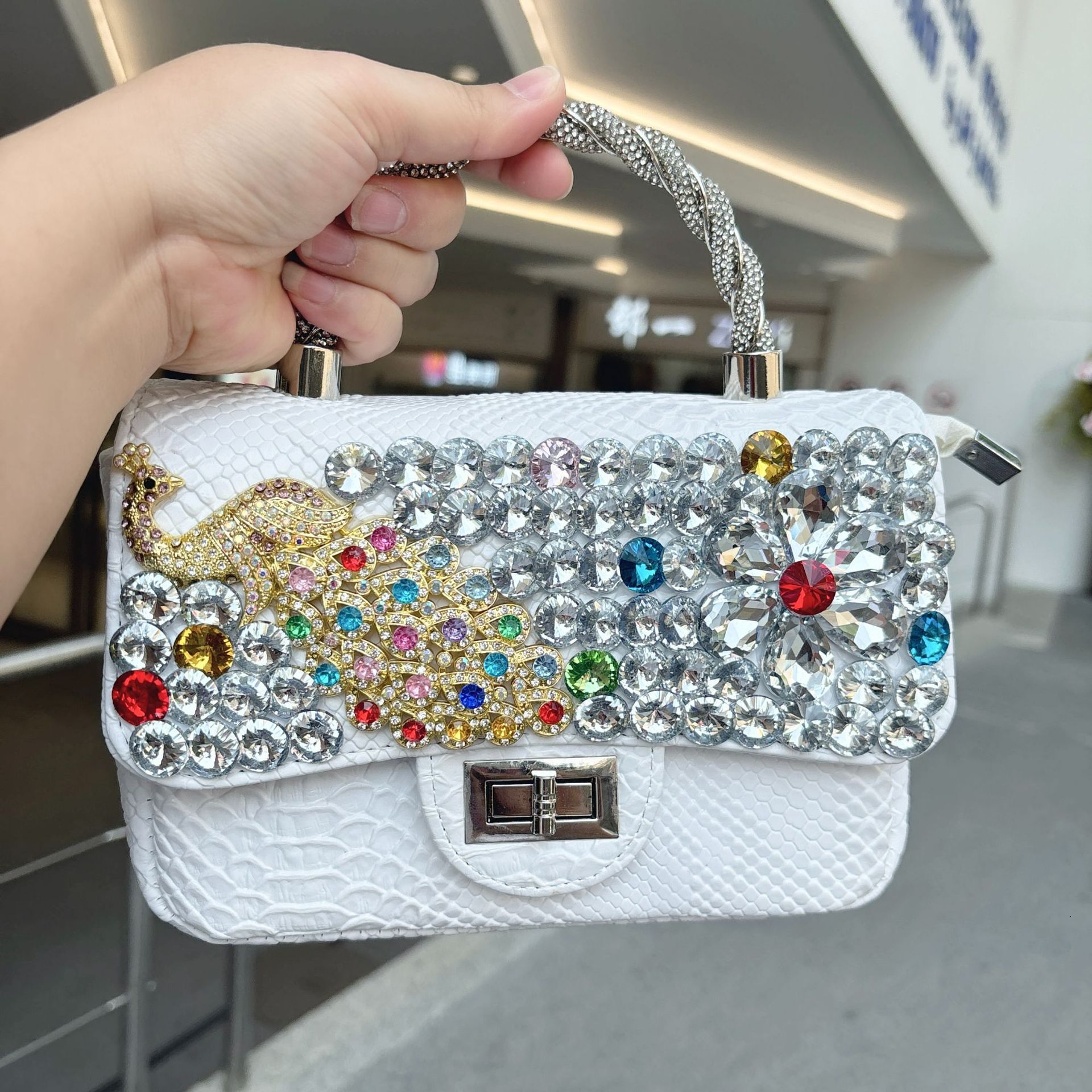 New Style Style Snake Pattern Diamond Bag Single Shoulder Crossbody Bag Crystal Hot Mom Bag Flower Sequin Chain Bag Rhinestone Bag New Free Delivery D