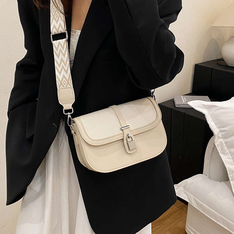 Trendy Single Shoulder Underarm Small for Women 2025 New High-end Niche Design Color-blocking Ladies Crossbody Bag