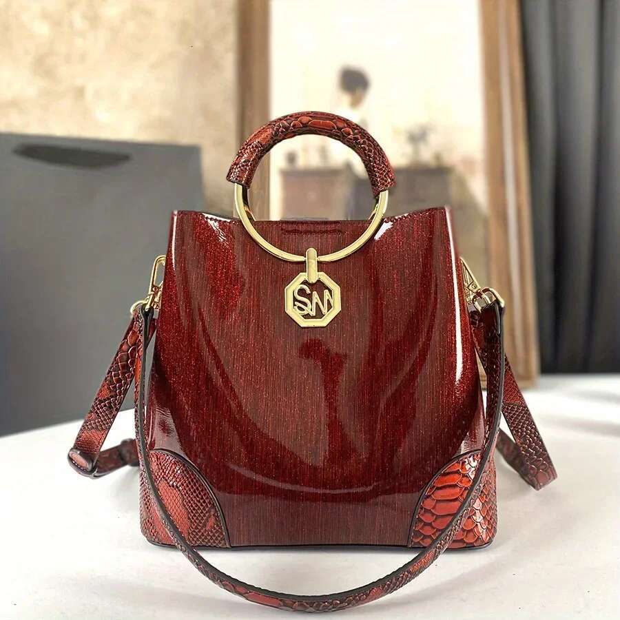 Commuting Versatile Women's Fashion Handbag Large Capacity Bucket Single Shoulder Crossbody Bag Retro