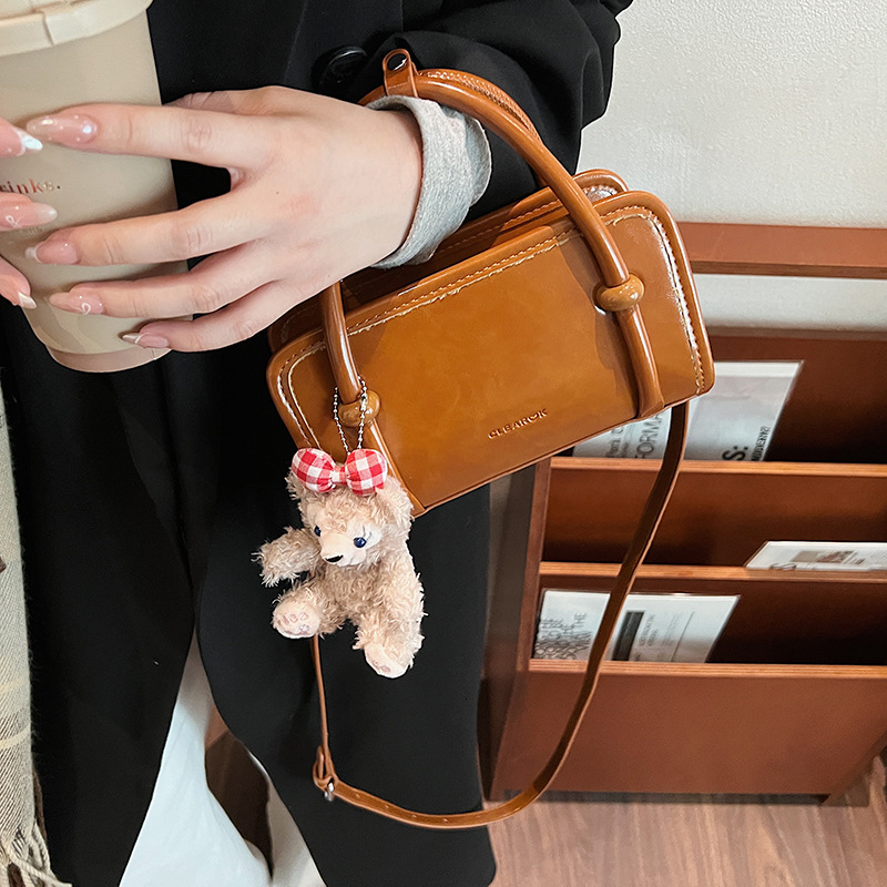 designer Korean Niche Design Handbag for Women 2025 Spring New Fashion Retro Small Square Bag Versatile Crossbody Bag