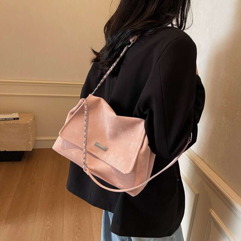 Minimalist Texture Underarm 2025 New Women's Fashion Large Capacity Crossbody Stylish Versatile Shoulder Bag