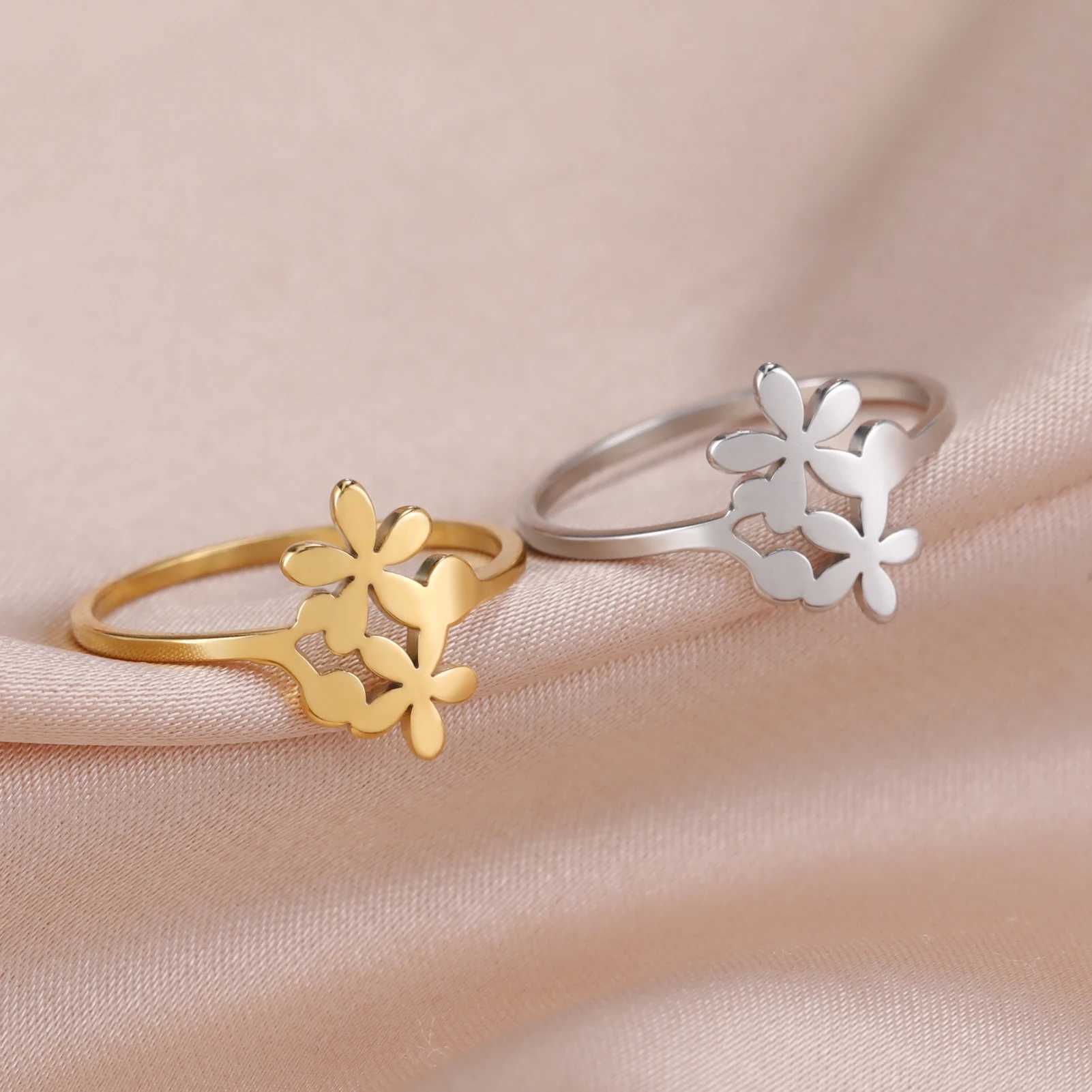 Skyrim Stainless Steel Small Elegant Flower Ring Women Bohemian Finger Rings 2025 Fashion Wedding Band Jewelry Birthday Gift W250606